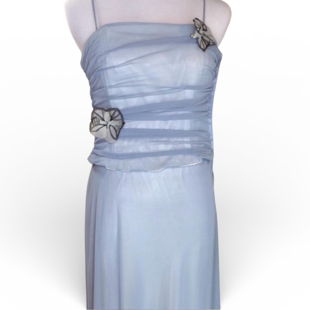 Cache vintage formal gown in light blue